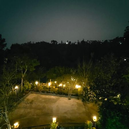 Pear Tree Entire 2Bhk Villa Kotagiri Bagian luar foto
