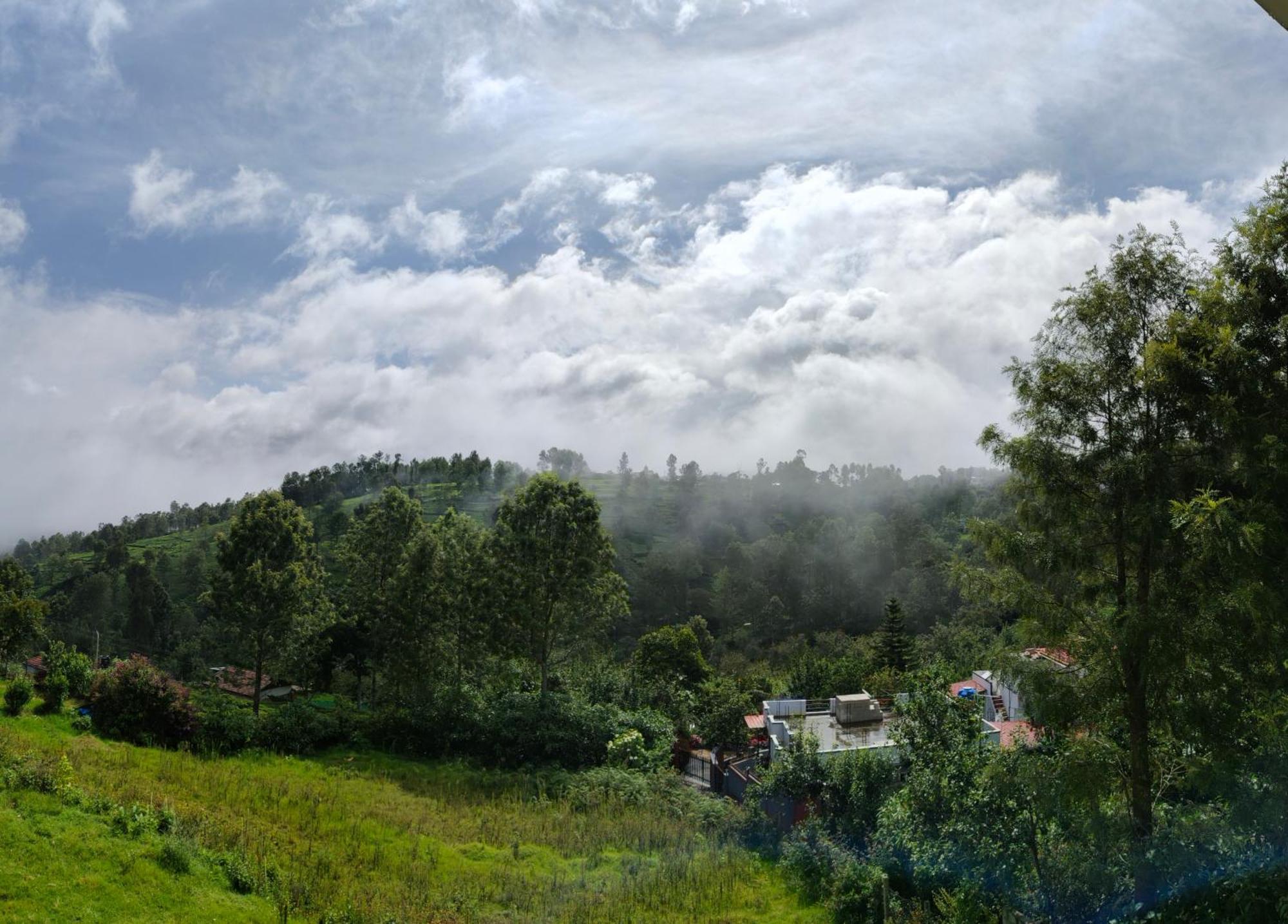 Pear Tree Entire 2Bhk Villa Kotagiri Bagian luar foto