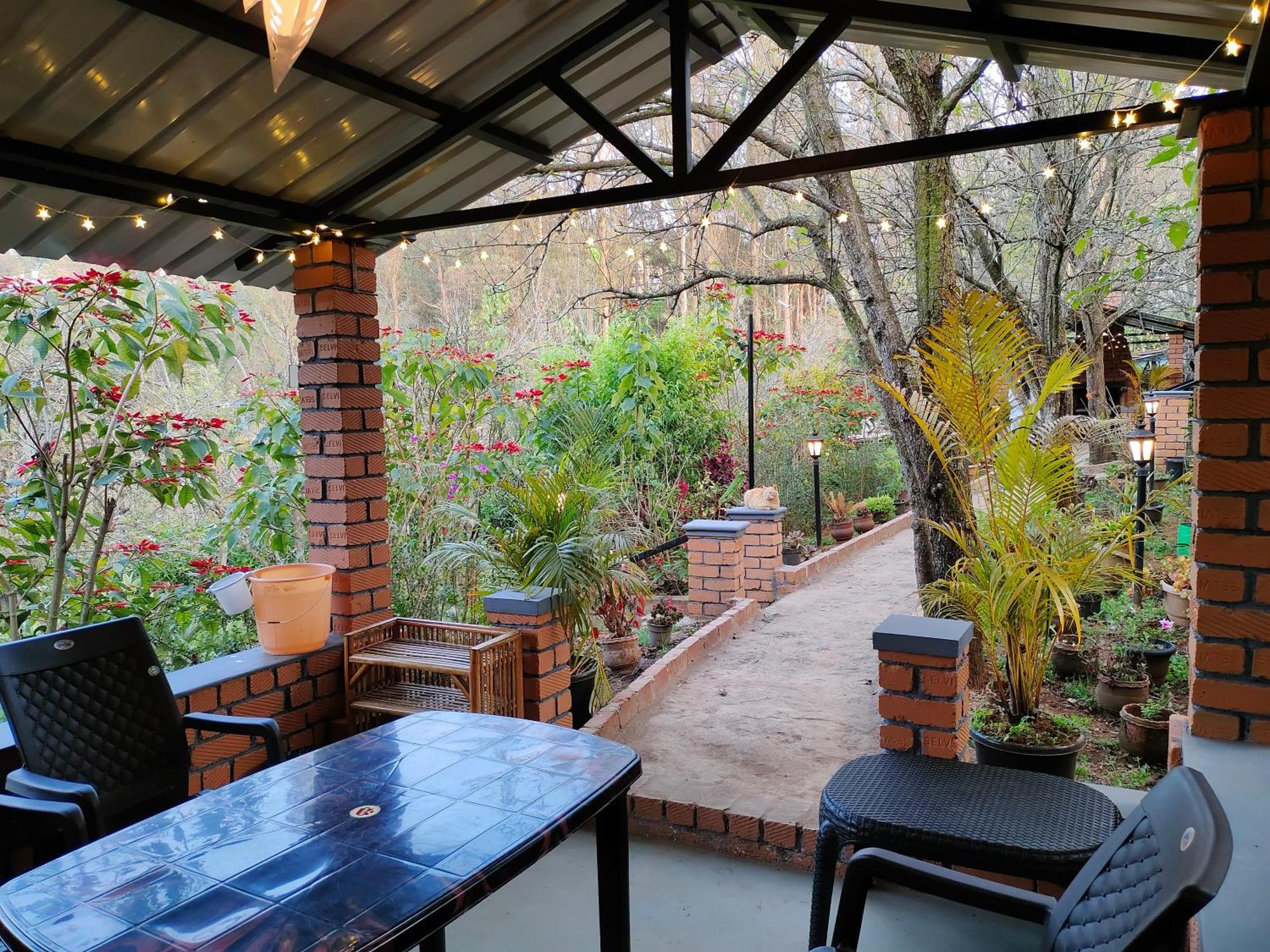 Pear Tree Entire 2Bhk Villa Kotagiri Bagian luar foto